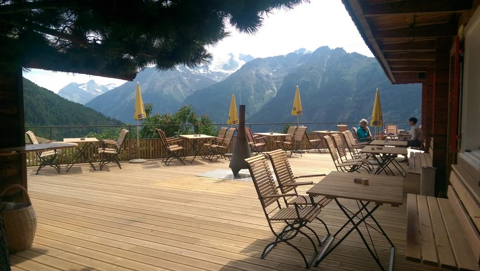 Biergartenmöbel-Robinie vom Hersteller ITER® Biergartenmöbel-Robinie vom Hersteller ITER®