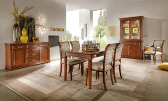 Esszimmer Villa Borghese in Kirsche antik in guten Proportionen