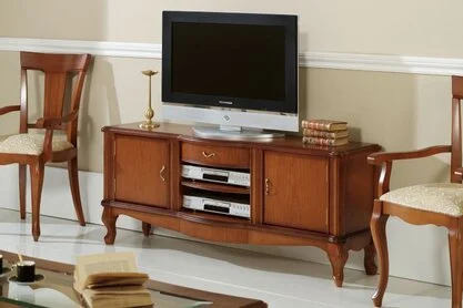 TV-Schrank aus Italien im klassischen Kirschbaum