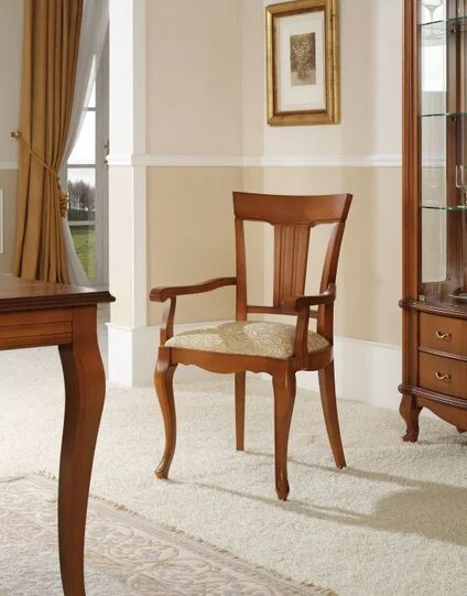 klassischer Polstersessel mit Armlehne-Kirschbaum klassischer Polstersessel mit Armlehne-Kirschbaum