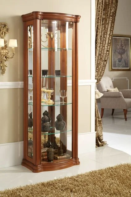 schmale Sammlervitrine klassisch, italienisches Design