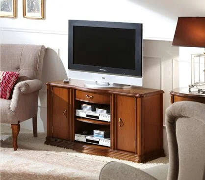 TV-Board in Kirschbaum im klassisch italienischen Design TV-Board in Kirschbaum im klassisch italienischen Design
