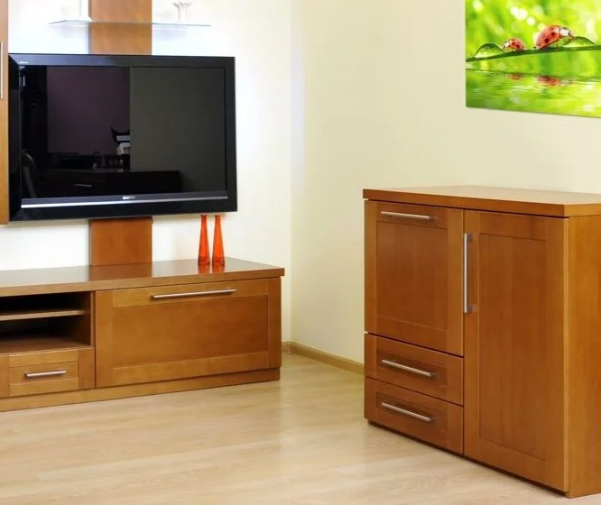 Möbelserie CUBR Kirschbaum Varianten Fernsehschränke